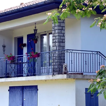 Dans Une Maison D'hotes A 16kms Du Pays Basque Et Des Plages * Biaudos